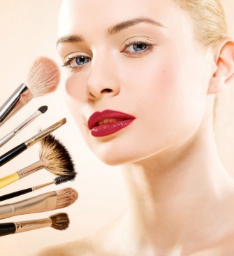 Maquillage : 3 secrets qui changent tout !