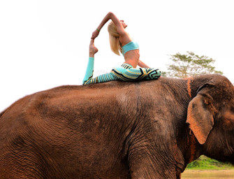 Le yoga, by Gypset Goddess