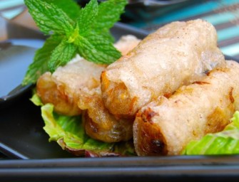 Nems au porc et petits pois