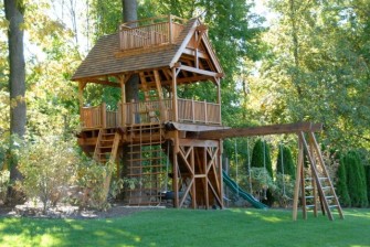 Une mini-maison dans votre jardin : Pour le bonheur de vos enfants !