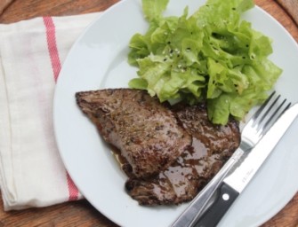 Steak grillé et marinade express
