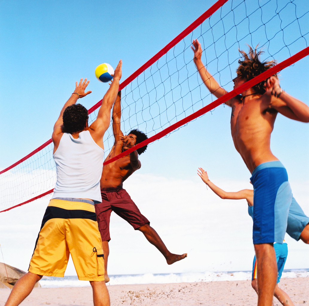 Le Beach-volley, Excellent Pour Garder La Forme ! - Moving Tahiti