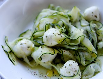 Salade de courgettes et mozzarella