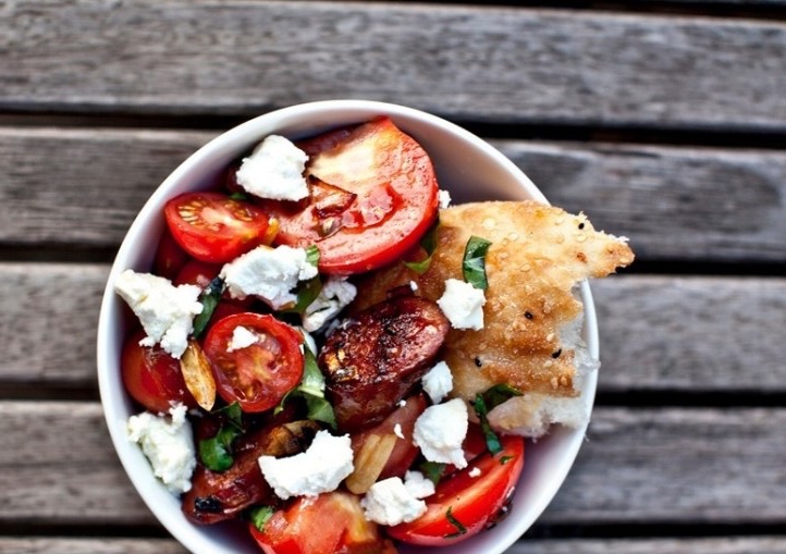 salade de tomates rôties et chorizo