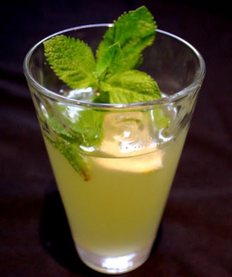 Cocktail GMC : Gingembre, menthe et citron