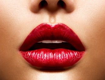 Comment faire tenir son rouge à lèvres ?