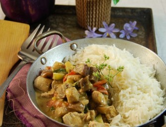 Le poulet au curry et lait de coco