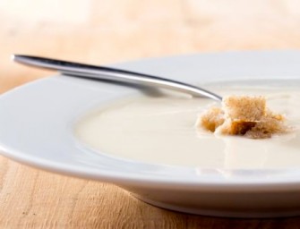 Crème de navet à l&rsquo;oignon caramélisé