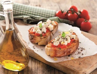 Brushetta à la tomate et à la mozzarella