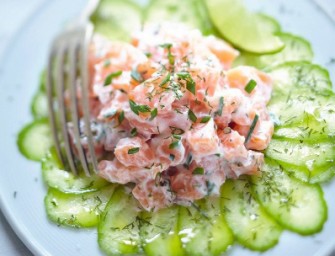 Carpaccio fraicheur de concombre, tartare de saumon au fromage blanc