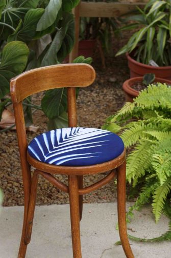 DIY : Customisez vos chaises avec du tissu