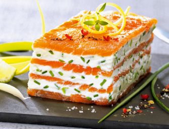Le mille-feuilles de saumon citronné au mascarpone