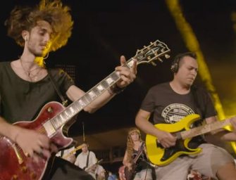 1000 musiciens jouent ensemble pour un hommage à David Bowie