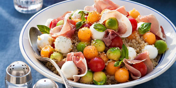 Salade de quinoa aux billes multicolores