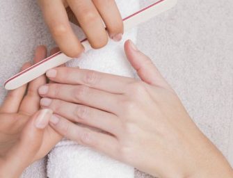 Ongles cassants : 5 astuces pour les fortifier