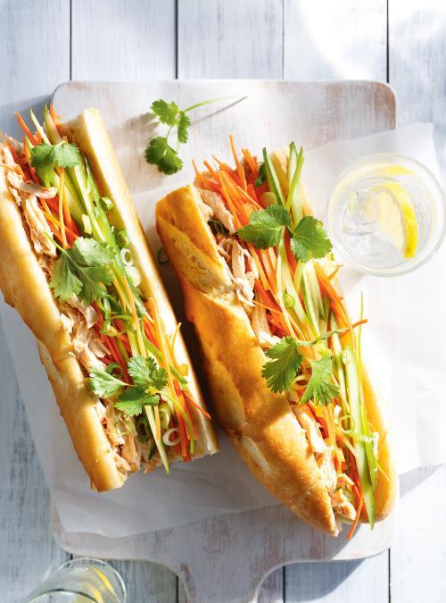 sandwich-au-poulet-fac%cc%a7on-vietnamienne