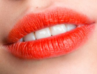 La « bouche blur » ou bouche floue : Une nouvelle façon de porter son rouge à lèvres