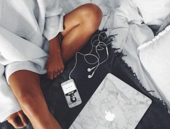 Smartphone et musique : Un jeune sur deux s&rsquo;endort avec des écouteurs