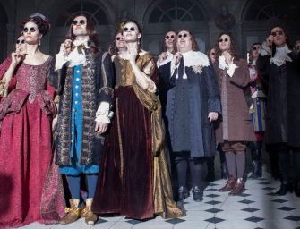 « Versailles », la série qui a conquis le monde