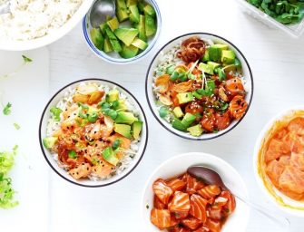 Poke bowl au saumon et à l&rsquo;avocat