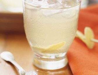 Thé vert glacé au gingembre et au miel