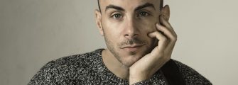 « My Old Pain » : Asaf Avidan chante l’amour et la solitude dans son nouveau single
