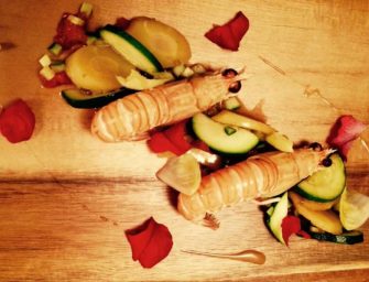 Langoustines cuites en court bouillon