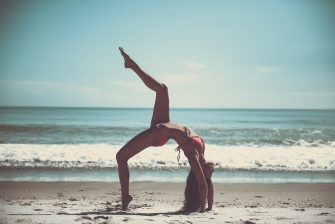 7 raisons pour lesquelles vous devriez vous mettre au yoga immédiatement