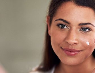 Eliminer naturellement les taches brunes sur le visage
