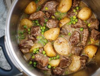 Boeuf à la crème et aux petits pois