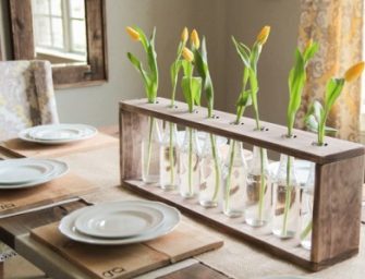 Un joli vase en verre et en bois facile à réaliser