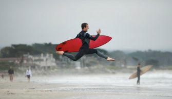 Surf : Tesla propose des planches à 1500$