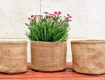 DIY : Comment réaliser un cache pot en toile de jute ?