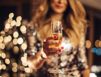 Le rituel beauté essentiel pour avoir une peau éclatante le soir du réveillon du jour de l&rsquo;an