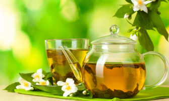 Comment le thé vert peut aider à perdre du poids ?