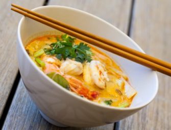 Soupe thaï aux crevettes et au lait de coco