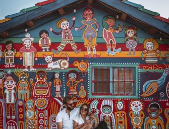 Un Taïwanais de 96 ans sauve son village de la démolition en le transformant en un « village arc-en-ciel »