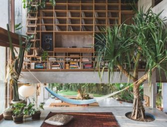 Patisandhika et Daniel Mitchell réalisent  » Brutalist Tropical Home » à Bali