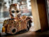 Georges Ayusawa crée d&rsquo;étonnantes sculptures de personnages de la culture pop à partir de matériaux recyclés