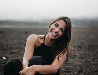 Comment faire une poudre naturelle qui blanchit les dents ?