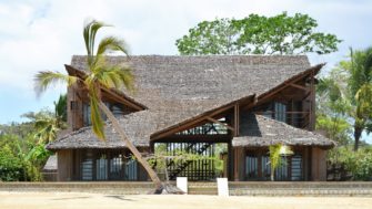 Superbe maison exotique sur l’île de Sakatia