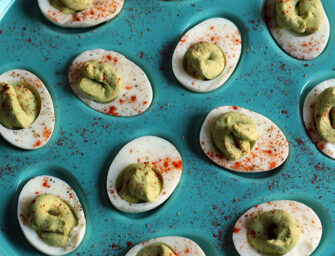 Recette Keto : les oeufs durs à l&rsquo;avocat et au paprika