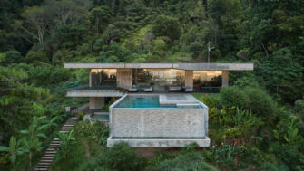 Art Villa, une maison nichée dans la jungle du Costa Rica par Formafatal et Refuel Works