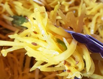 Les achards à la papaye verte