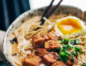 Curry d’hiver aux poireaux, carottes, oignons et pois chiches