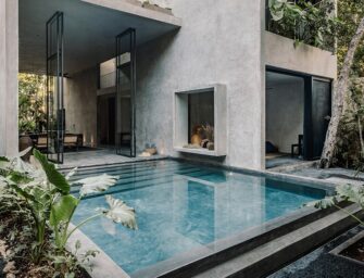 Une villa moderne, minimaliste et exotique dans la jungle du Mexique