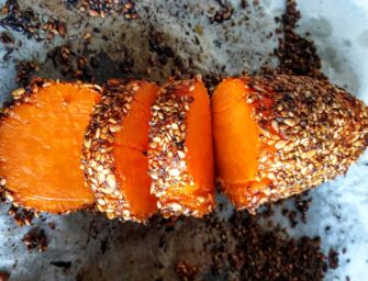 Patate douce en croute de graines