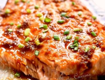 Le saumon aux miel et gingembre au four
