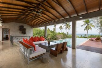 Cette villa sur la plage du Sri Lanka est calme, relaxante et intime.
