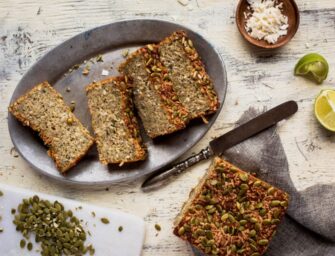 Pain à la banane, au coco et au citron